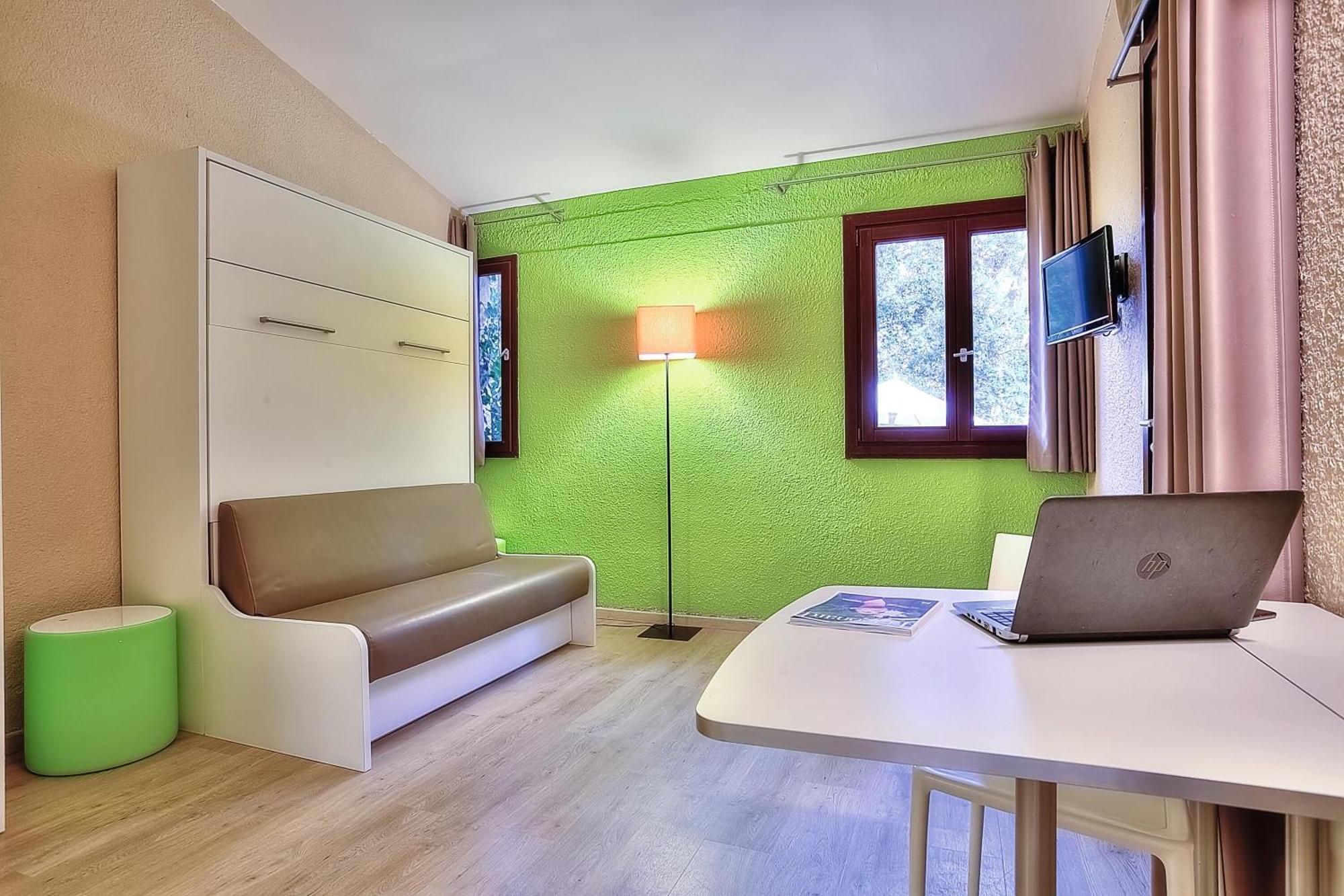 Hotel Belambra Clubs La Colle-Sur-Loup - Les Terrasses De Saint-Paul De Vence Pokoj fotografie